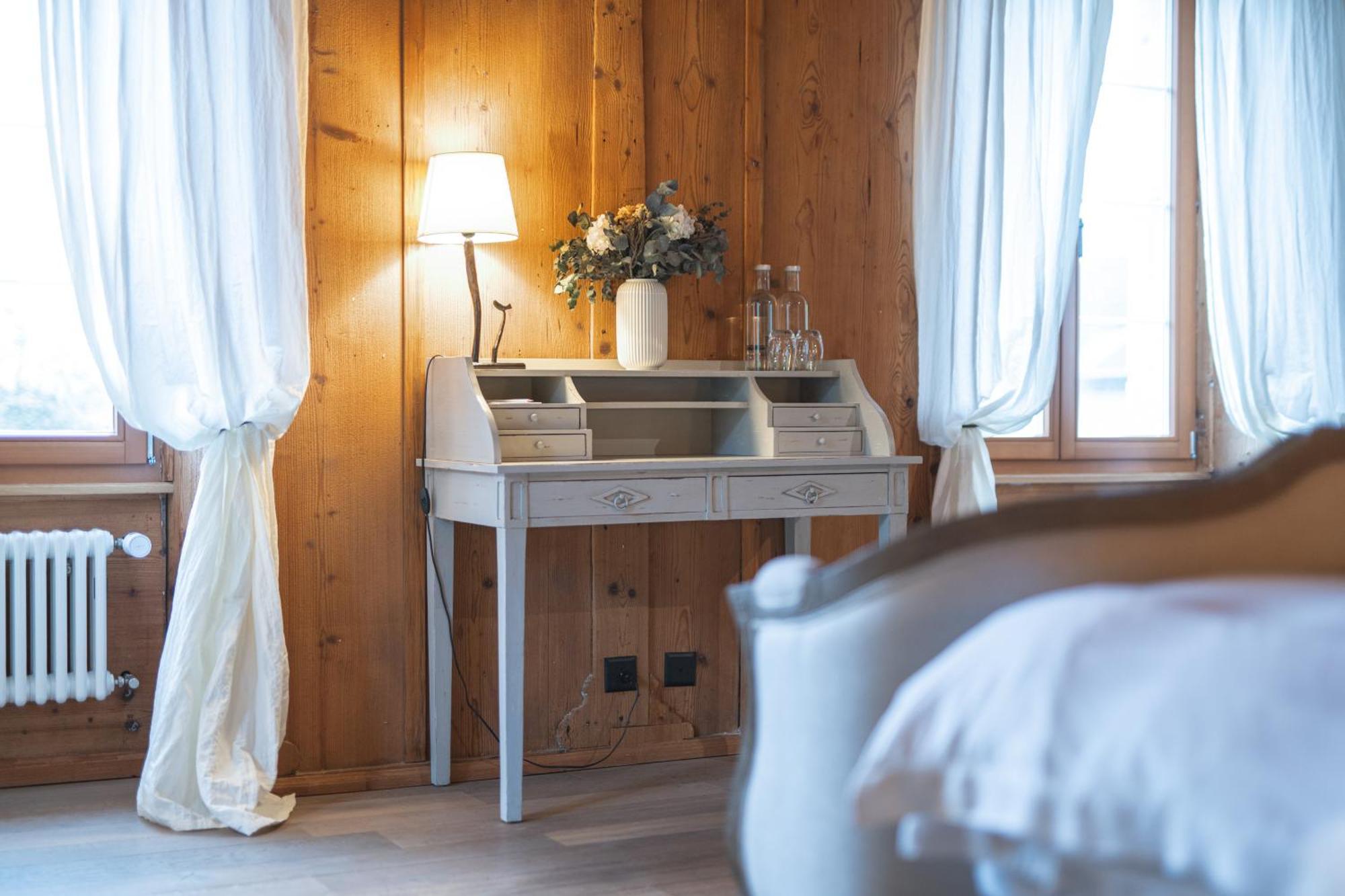 Chateau Salavaux Hotel