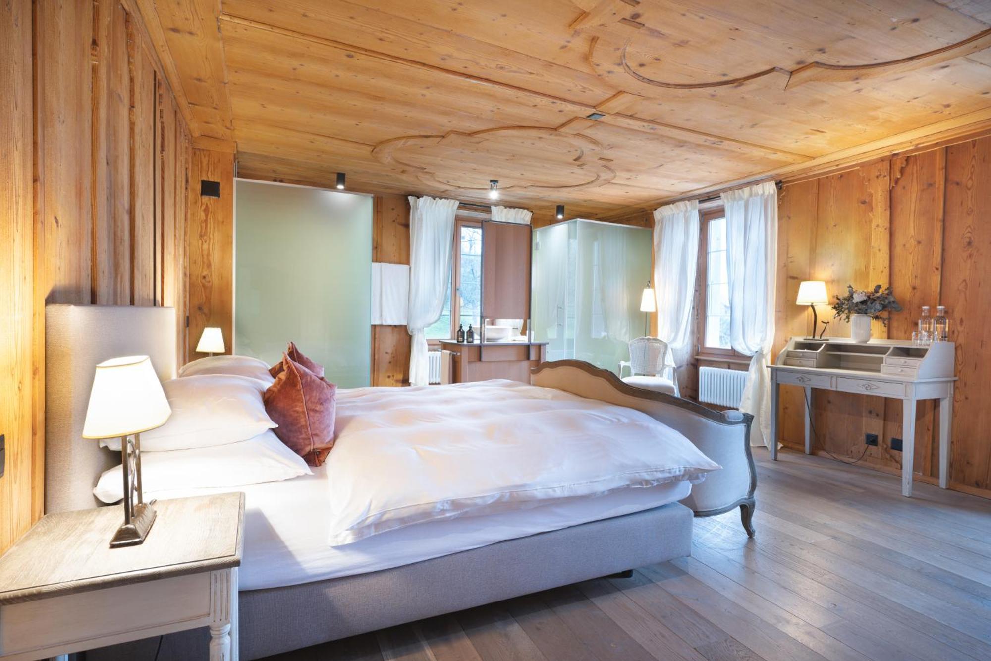 Chateau Salavaux 3*
