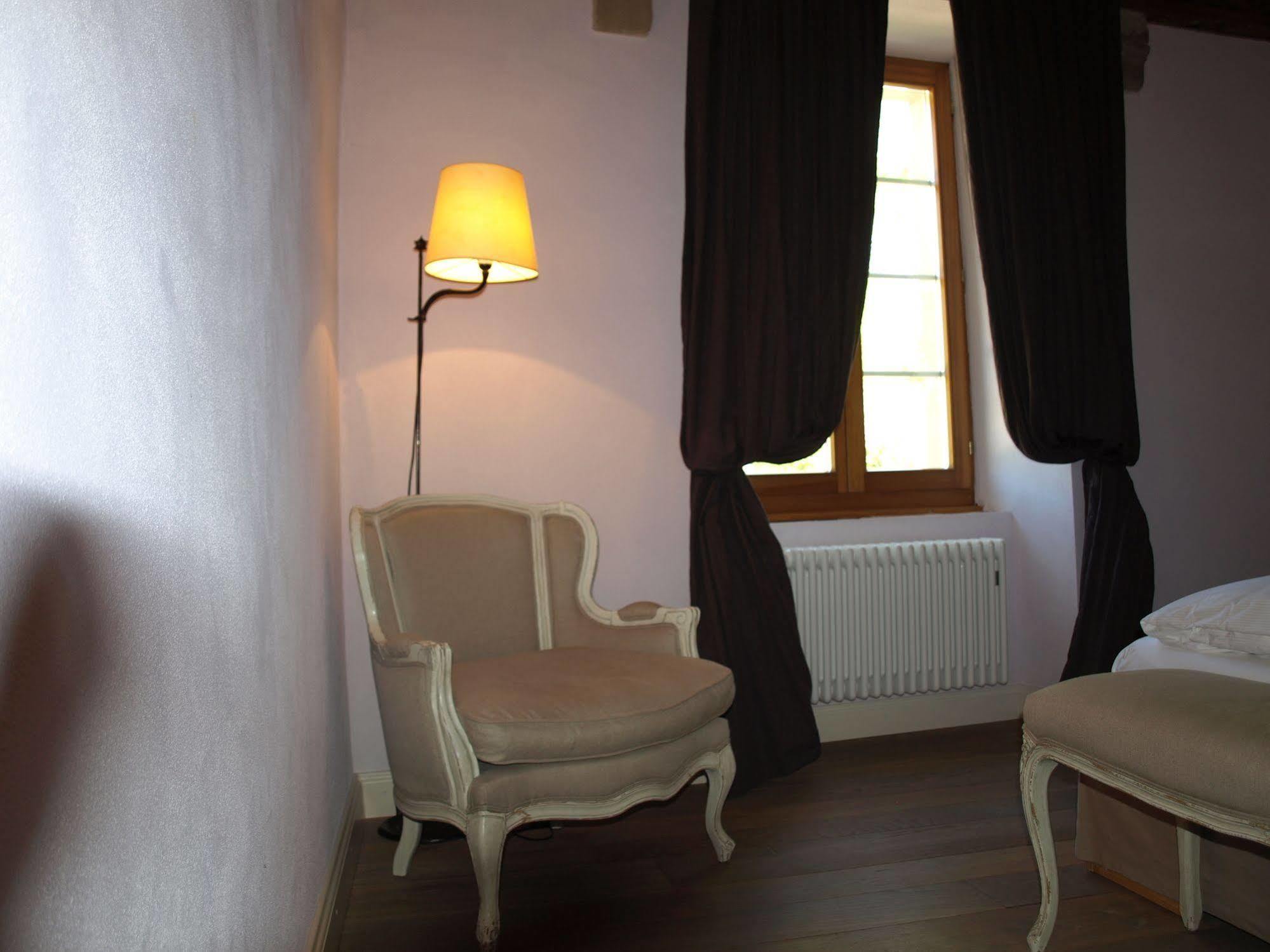 Hotel Chateau Salavaux 3*